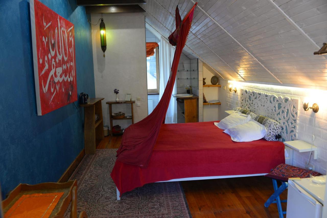 Romantic Guest House Kamianets-Podilskyi Exterior foto