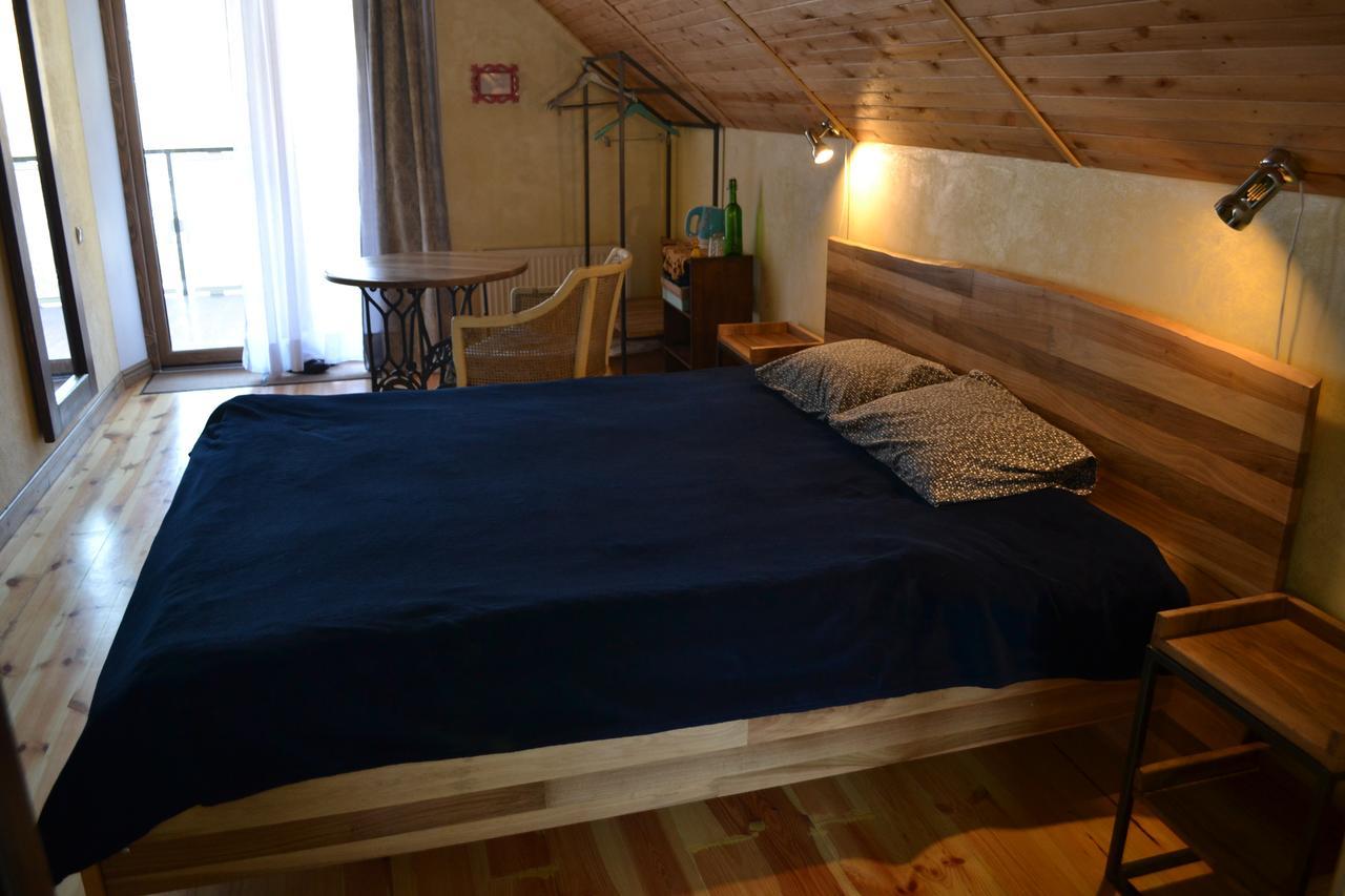 Romantic Guest House Kamianets-Podilskyi Exterior foto